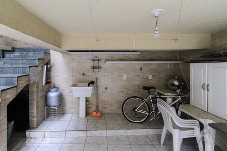 Casa para alugar com 400m², 3 quartos e 3 vagasQuintal