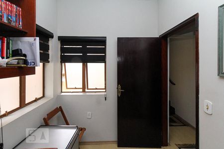 Casa para alugar com 400m², 3 quartos e 3 vagasEscritório