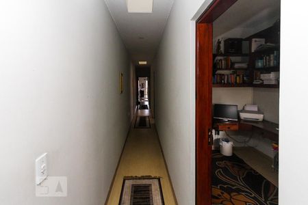 Casa para alugar com 400m², 3 quartos e 3 vagasCorredor