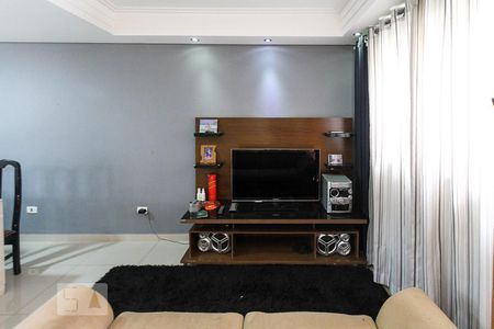 Casa para alugar com 400m², 3 quartos e 3 vagasSala casa 02