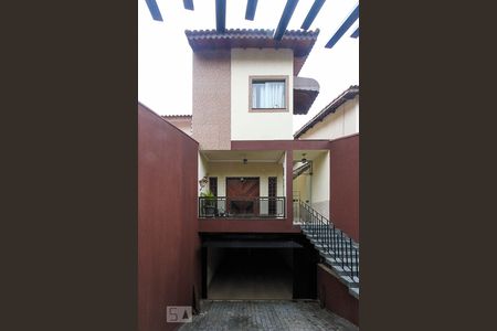 Casa para alugar com 400m², 3 quartos e 3 vagasFachada