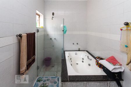 Casa para alugar com 400m², 3 quartos e 3 vagasBanheiro da Suite