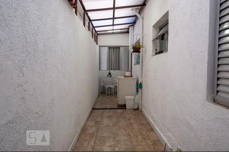 Casa à venda com 115m², 2 quartos e 1 vaga Casa à venda com 115m², 2 quartos e 1 vagaQuintal
