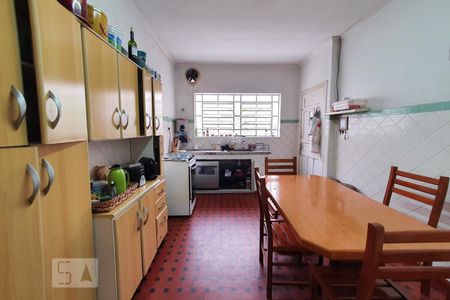 Casa à venda com 300m², 4 quartos e 3 vagasCozinha