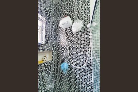 Casa à venda com 300m², 4 quartos e 3 vagasBanheiro Corredor 1