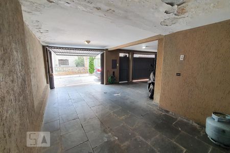 Casa à venda com 300m², 4 quartos e 3 vagasGaragem