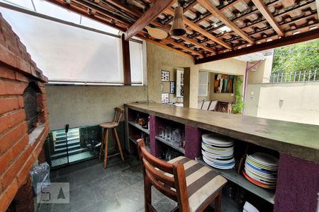 Casa à venda com 300m², 4 quartos e 3 vagasVaranda Gourmet