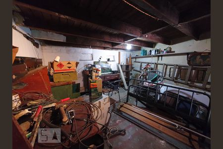 Casa à venda com 300m², 4 quartos e 3 vagasPorão