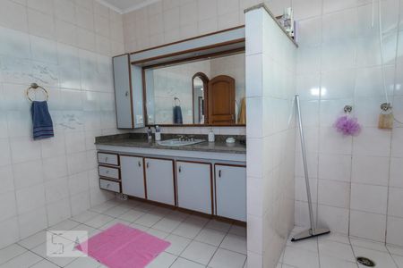 Casa à venda com 370m², 4 quartos e 2 vagas Casa à venda com 370m², 4 quartos e 2 vagasQuarto 3 - Suite - Banheiro 4