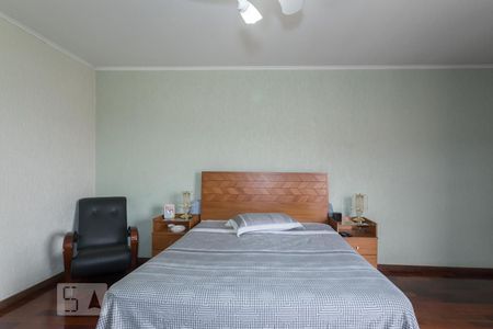 Casa à venda com 370m², 4 quartos e 2 vagas Casa à venda com 370m², 4 quartos e 2 vagasQuarto 1 - Suite