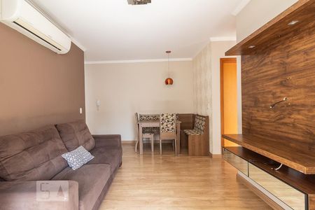 Sala de apartamento para alugar com 2 quartos, 68m² em Jardim Itu-sabará, Porto Alegre