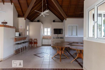 Apartamento para alugar com 68m², 2 quartos e 1 vagaÁrea comum - Salão de festas