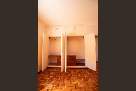 quarto 2 de casa para alugar com 3 quartos, 214m² em Jardim do Trevo, Campinas