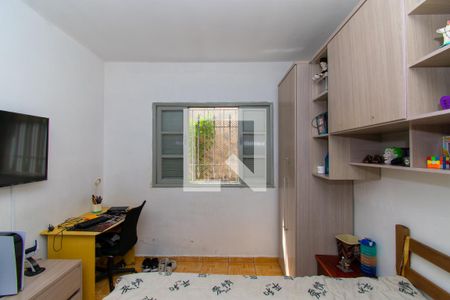 Casa à venda com 370m², 4 quartos e 3 vagas Casa à venda com 370m², 4 quartos e 3 vagasQuarto 1