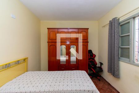 Casa à venda com 370m², 4 quartos e 3 vagas Casa à venda com 370m², 4 quartos e 3 vagasQuarto 2
