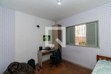 Casa à venda com 370m², 4 quartos e 3 vagas Casa à venda com 370m², 4 quartos e 3 vagasQuarto 3