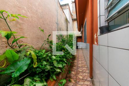 Casa à venda com 370m², 4 quartos e 3 vagas Casa à venda com 370m², 4 quartos e 3 vagasCorredor Externo