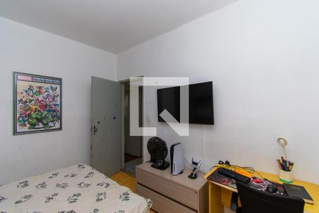 Casa à venda com 370m², 4 quartos e 3 vagas Casa à venda com 370m², 4 quartos e 3 vagasQuarto 1