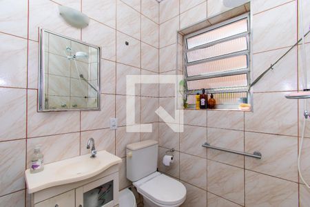 Casa à venda com 370m², 4 quartos e 3 vagas Casa à venda com 370m², 4 quartos e 3 vagasBanheiro da Suíte