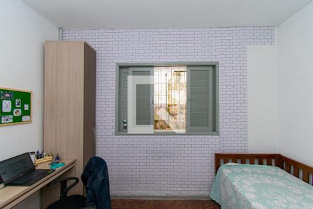 Casa à venda com 370m², 4 quartos e 3 vagas Casa à venda com 370m², 4 quartos e 3 vagasQuarto 3
