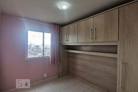 Quarto 1 de apartamento para alugar com 2 quartos, 43m² em Jardim Novo Taboão, São Paulo