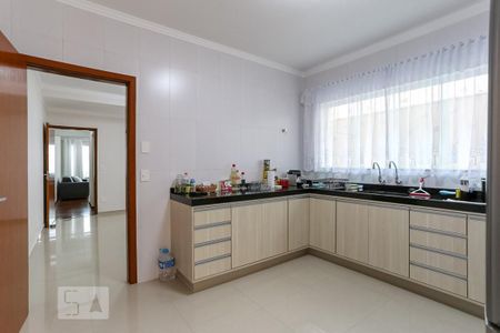 Casa à venda com 206m², 3 quartos e 2 vagasCozinha