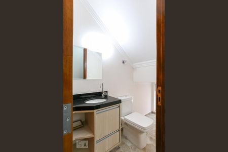 Casa à venda com 206m², 3 quartos e 2 vagasLavabo