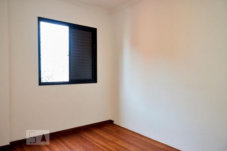 Apartamento à venda com 125m², 3 quartos e 2 vagasQuarto 2