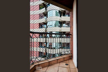 Apartamento à venda com 125m², 3 quartos e 2 vagasSacada - Suíte