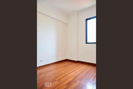 Apartamento à venda com 125m², 3 quartos e 2 vagasQuarto 2