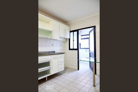 Apartamento à venda com 125m², 3 quartos e 2 vagasCozinha