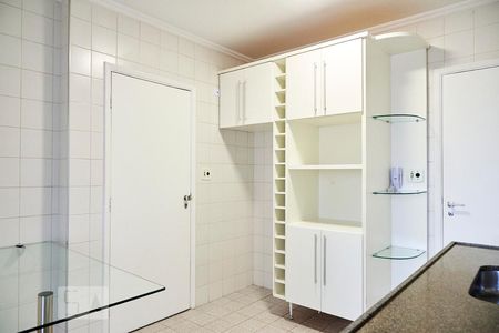 Apartamento à venda com 125m², 3 quartos e 2 vagasCozinha