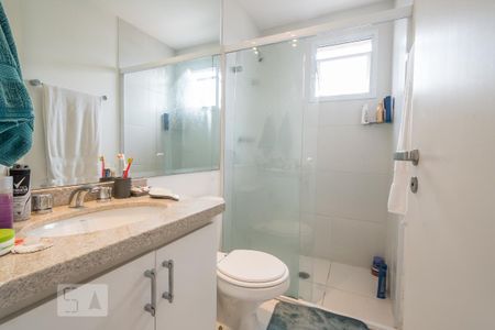 Apartamento à venda com 75m², 2 quartos e 1 vaga Apartamento à venda com 75m², 2 quartos e 1 vagaBanheiro Suíte 2