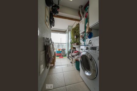 Apartamento à venda com 75m², 2 quartos e 1 vaga Apartamento à venda com 75m², 2 quartos e 1 vagaÁrea de Serviço