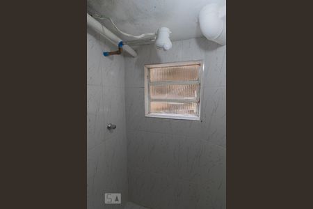 Banheiro de casa para alugar com 1 quarto, 35m² em Vila Trabalhista, Guarulhos