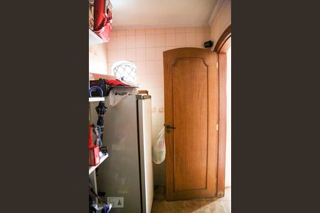 Casa à venda com 260m², 4 quartos e 3 vagas Casa à venda com 260m², 4 quartos e 3 vagasDespensa