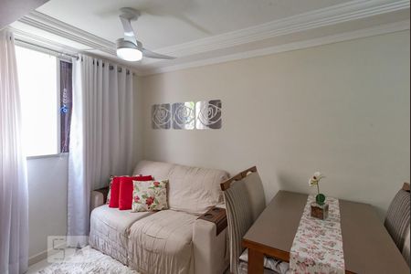 Sala de apartamento à venda com 2 quartos, 44m² em Jardim Márcia, Campinas
