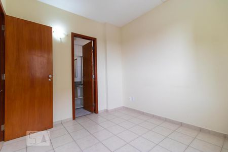 Apartamento à venda com 101m², 2 quartos e 2 vagasSuíte