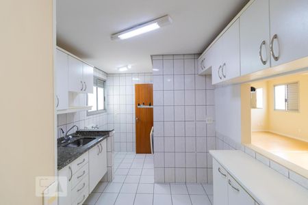 Apartamento à venda com 101m², 2 quartos e 2 vagasCozinha