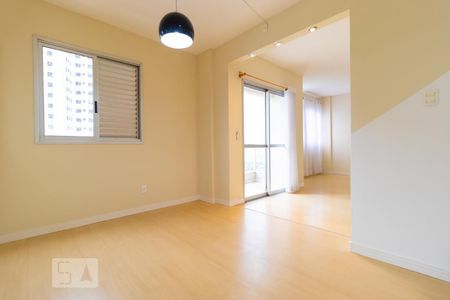 Apartamento à venda com 101m², 2 quartos e 2 vagasSalas