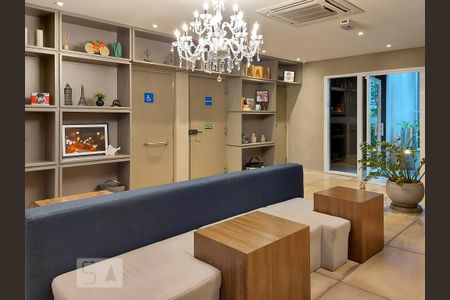 Studio para alugar com 35m², 1 quarto e sem vaga Studio para alugar com 35m², 1 quarto e sem vagaHall Social