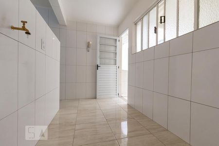 Apartamento para alugar com 70m², 2 quartos e sem vagaÁrea de Serviço
