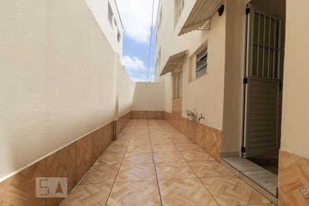Apartamento para alugar com 70m², 2 quartos e sem vagaQuarto 2 - Sacada