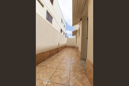 Apartamento para alugar com 70m², 2 quartos e sem vagaQuarto 2 - Sacada