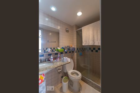 Apartamento à venda com 105m², 3 quartos e 2 vagasBanheiro da Suíte