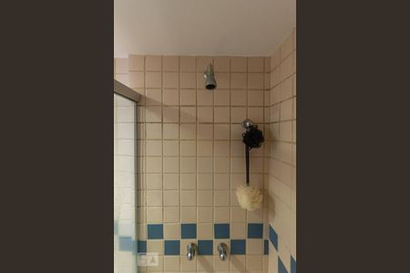 Apartamento à venda com 105m², 3 quartos e 2 vagasBanheiro 2 - Chuveiro