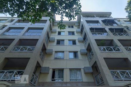 Apartamento à venda com 105m², 3 quartos e 2 vagasFachada