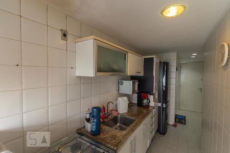 Apartamento à venda com 105m², 3 quartos e 2 vagasCozinha