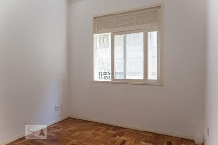 Apartamento à venda com 65m², 2 quartos e 1 vagaQuarto 2