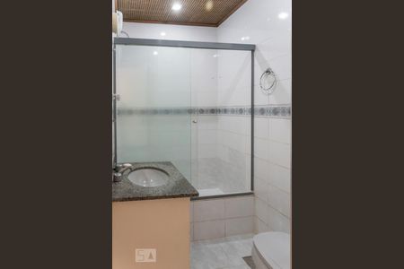 Apartamento à venda com 65m², 2 quartos e 1 vagaBanheiro 